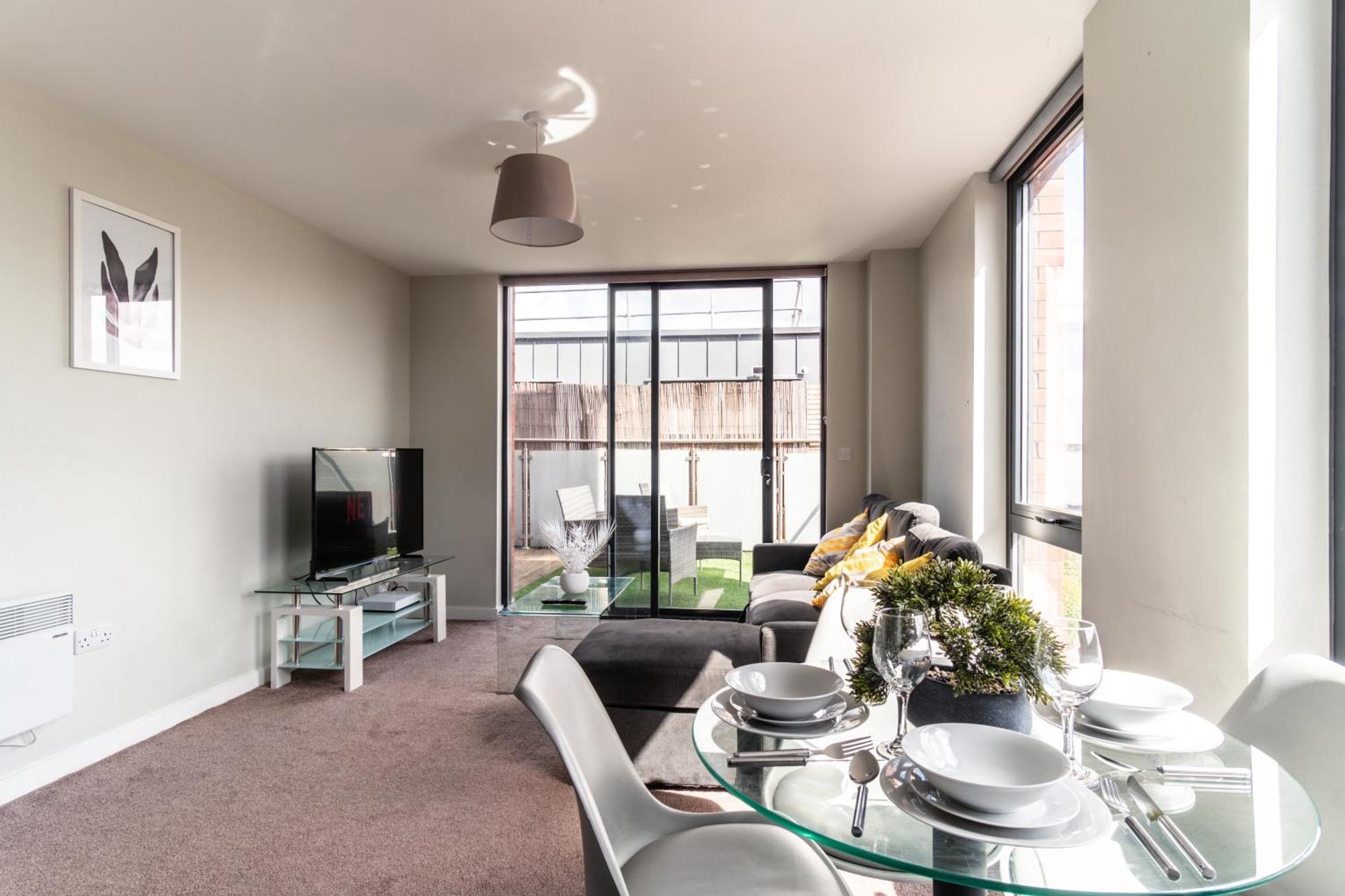 Prime Location 1 Bed Penthouse Apartment แมนเชสเตอร์ ภายนอก รูปภาพ
